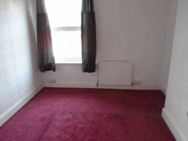 3 Bedroom Terraced House with garage to Rent, Brierley Cottages, Sutton-in-Ashfield, NG172AT £625pcm