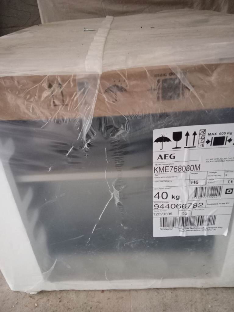 Aeg oven brand new