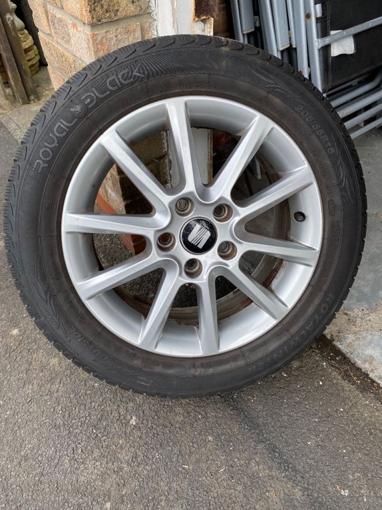 Alloy wheels and tyres