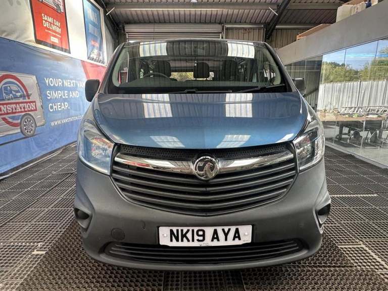 2019 Vauxhall Vivaro Vivaro  Combi CDTi S/S Minibus DIESEL Manual