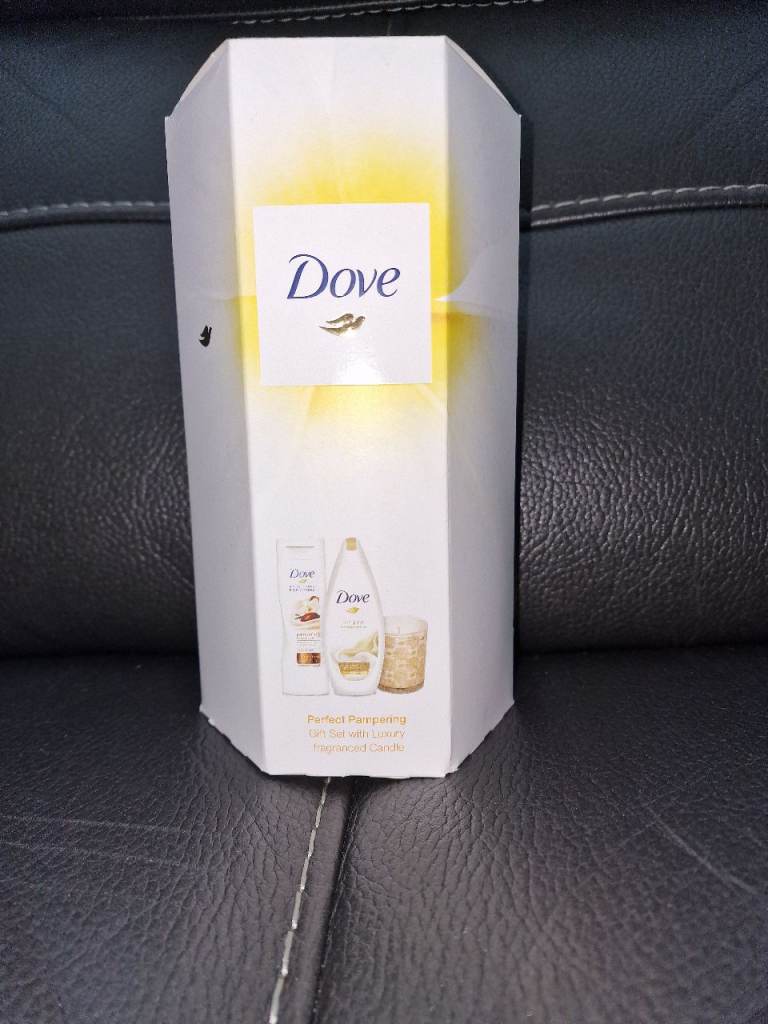 Dove perfect pampering gift set