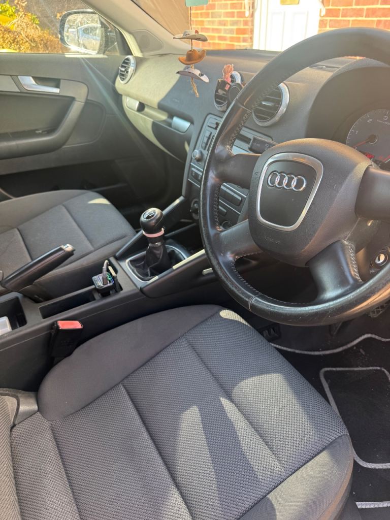 Audi, A3, Hatchback, 2011, Manual, 1598 (cc), 5 doors