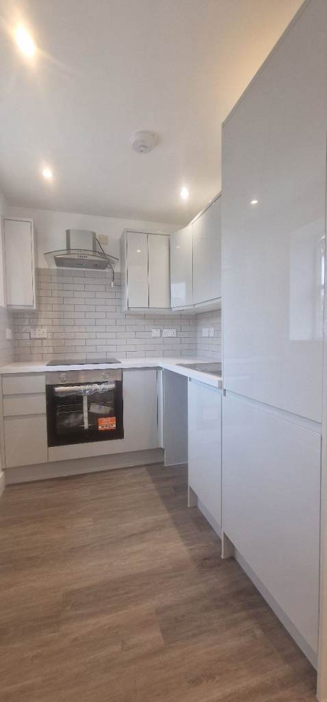Beautiful fully refurbished studio flat in Chadwell Heath