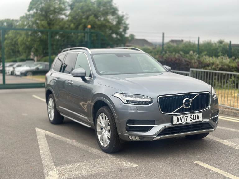 2017 Volvo XC90 Momentum D5 AWD