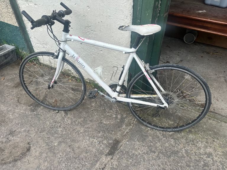 Road bike 
