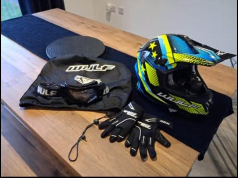 Kids Wulf bike helmet, gloves and goggles