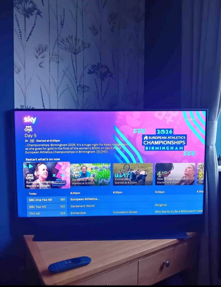 Sky glass tv 43inch  ocean blue 1st Generation model 