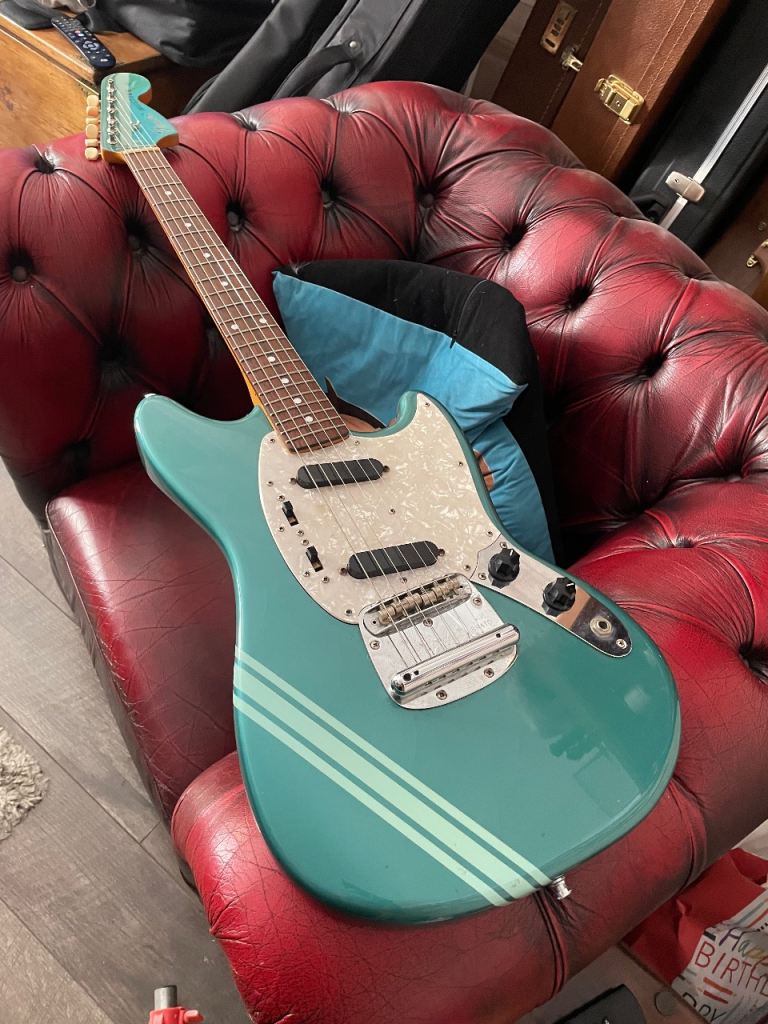 Fender mij japanese japan mustang reissue electric guitar 