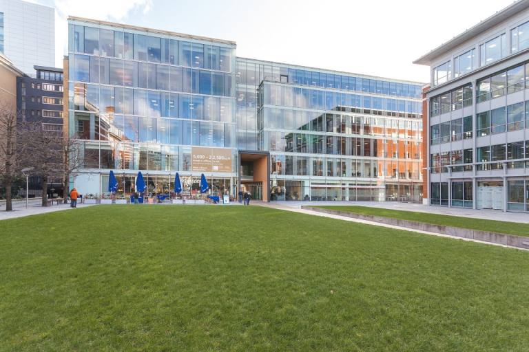 Reading - RG1 3EU \ Office for Rent with 2 Workstations