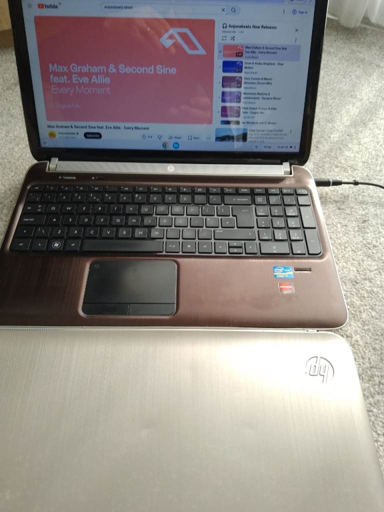 Hp dv6 laptop 