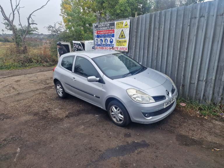 Breaking for spares Renault clio 1.2 2008