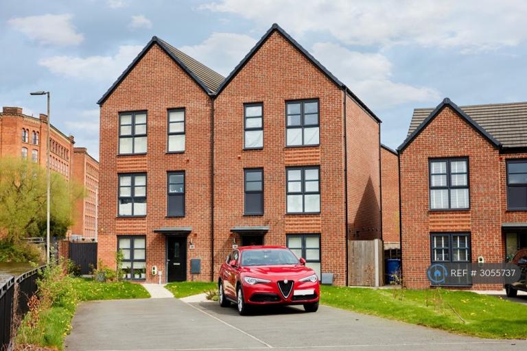 4 bedroom house in Bourdon Street, Manchester, M40 (4 bed) (#3055737)