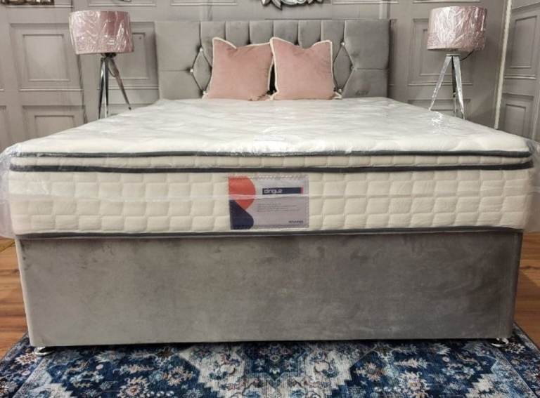 Ex-Display 5ft Divan Bed, Headboard And Mattress Complete (King Size)