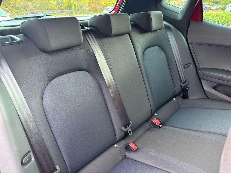 2025 SEAT Arona 1.0 TSI 115 FR Black Edition 5dr Hatchback PETROL Manual