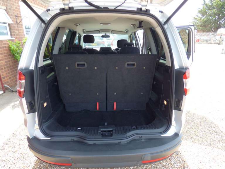 FORD GALAXY 1.6 TDCi Zetec ** 7 SEATER** **15 MONTHS WARRANTY** **12 MONTHS