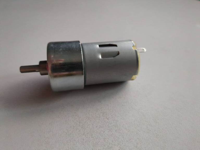 image for DC Gearmotor 10 RPM at 3V  *NEW*