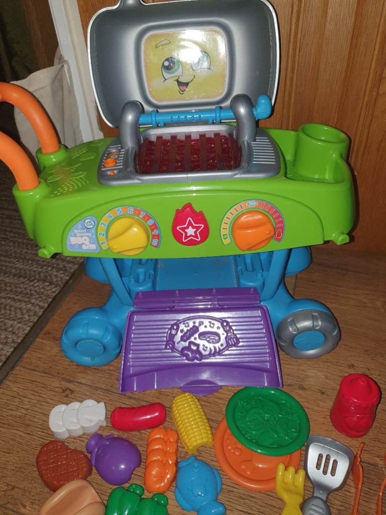 LeapFrog BBQ Learning Grill with Play Food 
