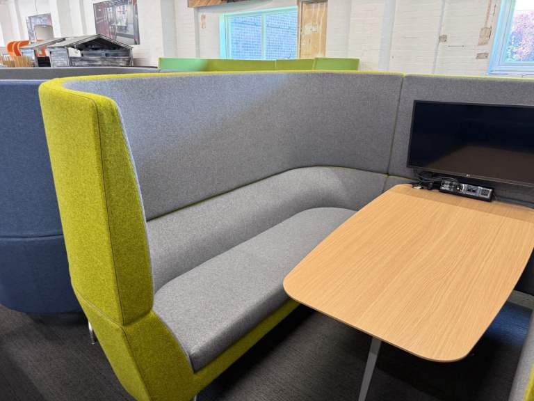 Orangebox 4 Person Media Booth – Office Pod w/ TV & Power