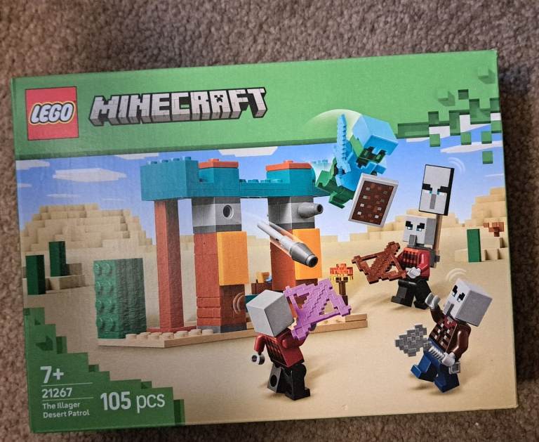 lego minecraft 21267 the illegal desert patrol