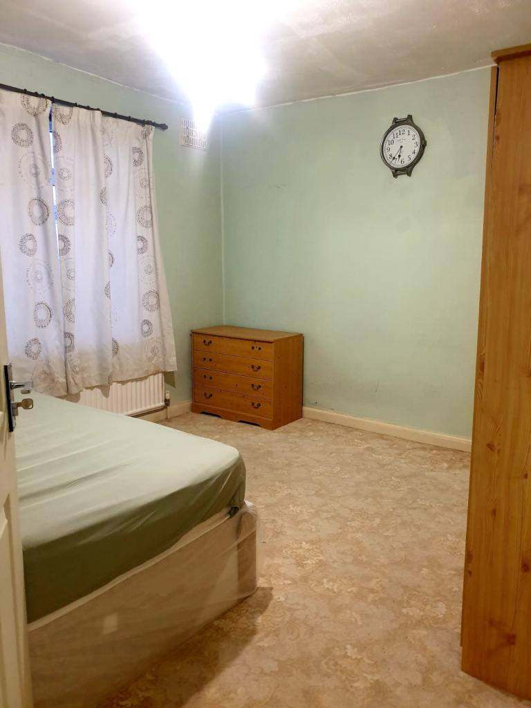 4 bedroom house to rent 