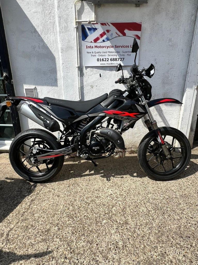NEW 2026 RIEJU DRAC MRT50SM LEARNER LEGAL 50cc GEARED SUPERMOTO STYLE BIKE