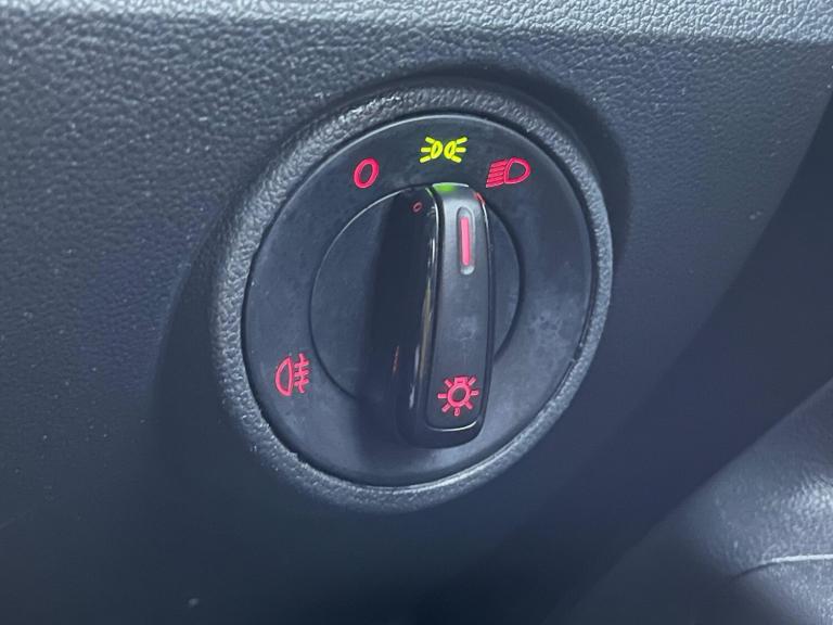 2014 Volkswagen up! 1.0 Move Up 3dr HATCHBACK Petrol Manual