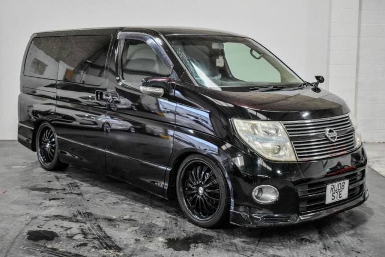 2018 Nissan Elgrand 2.5l MPV Petrol Automatic