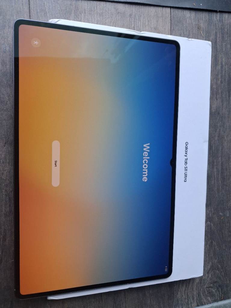 Samsung Galaxy Tab S11 Ultra – Bargain £550 – RRP £1,300+