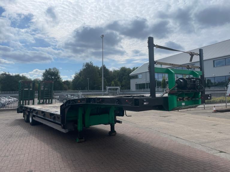 MONTRACTON TANDEM AXLE LOW LOADER / PLANT TRAILER - 2015 - C392615