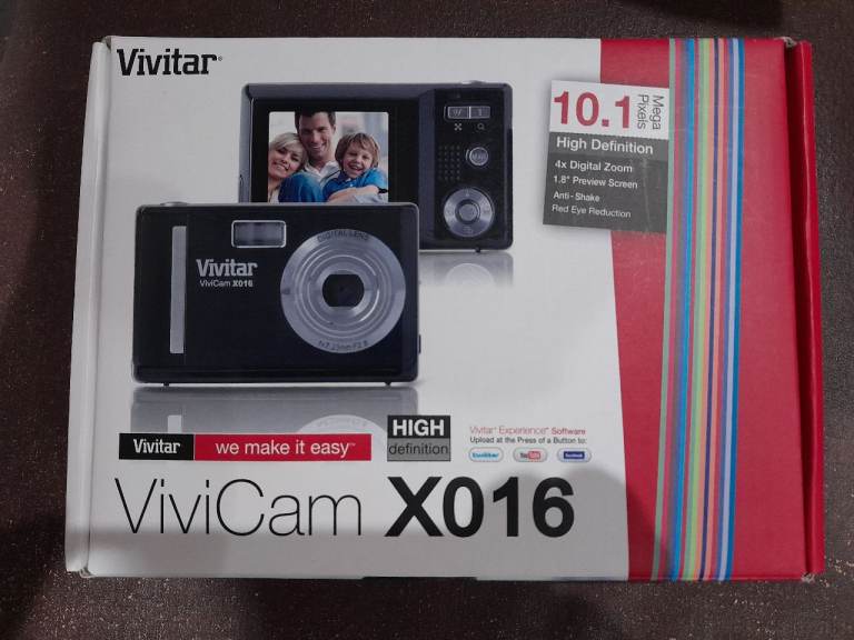 Vivitar ViviCam X016 Digital Camera 