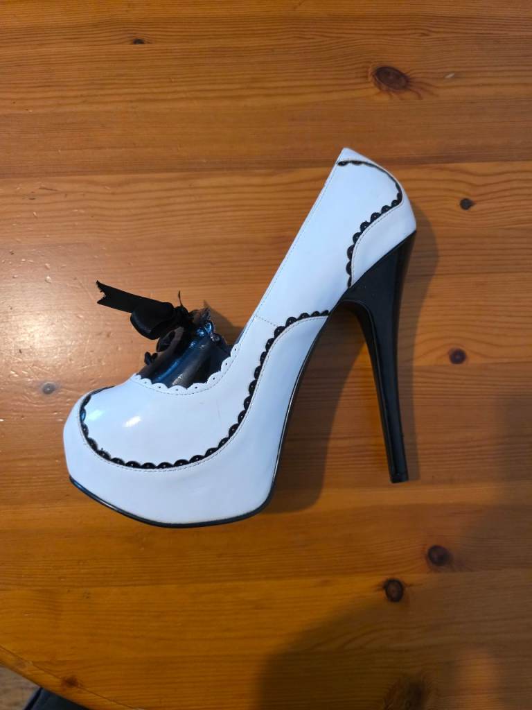 Bordello Teeze-01 platform pump in black and white, UK size 4