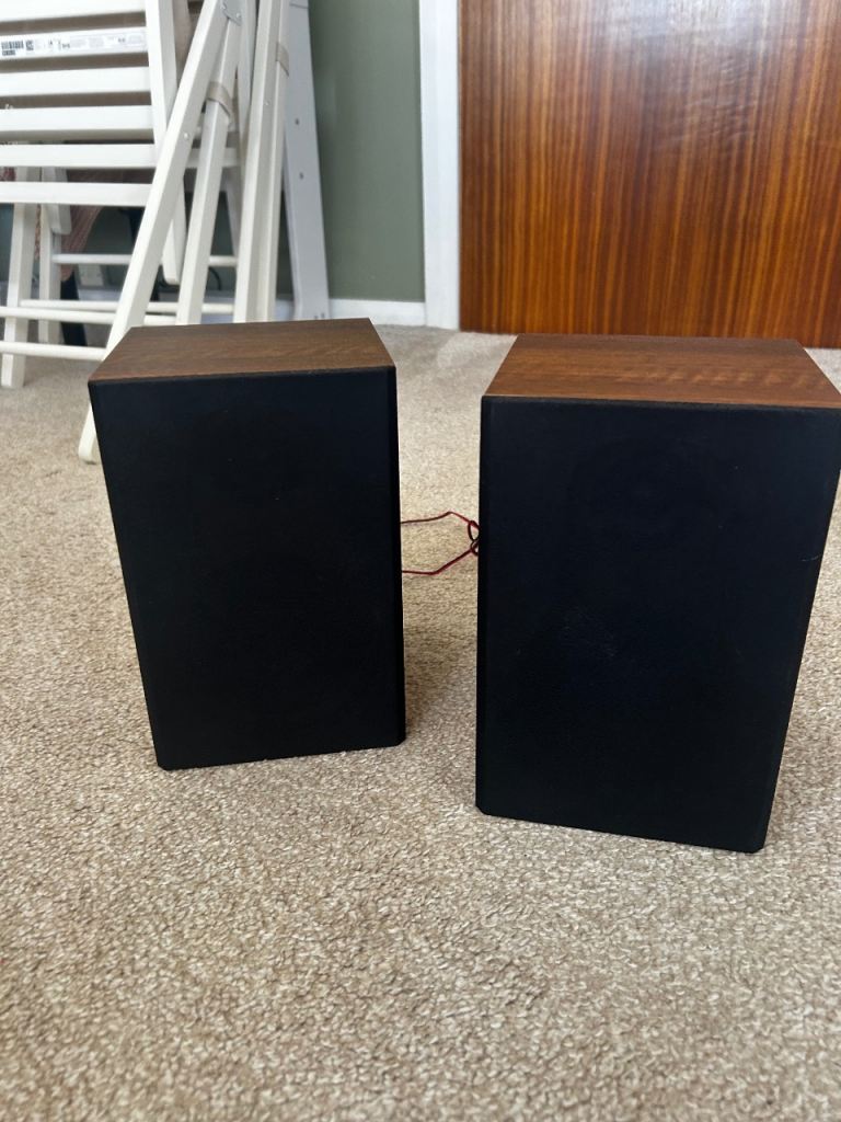 Dark Wood Bookshelf Speakers
