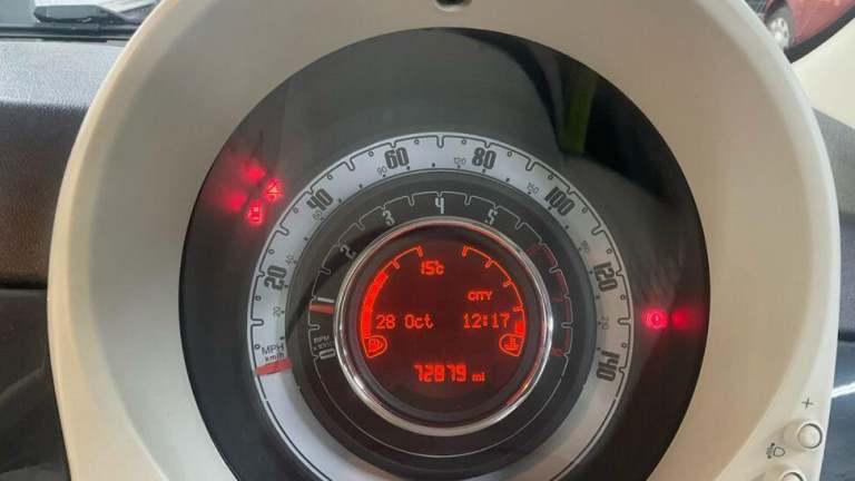 2018 Fiat 500 1.2 Lounge Euro 6 (s/s) 3dr HATCHBACK Petrol Manual