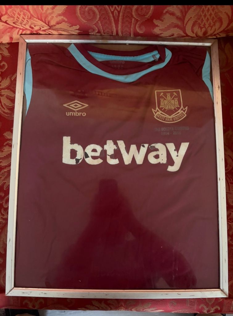 Stolen West Ham T-shirt from my front garden