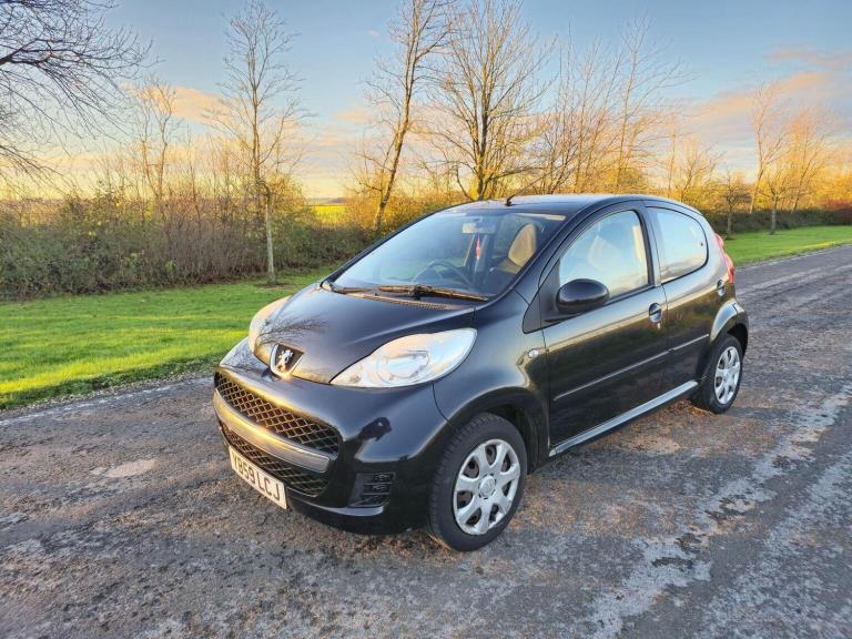 PEUGEOT 107 1.0 12V Urban Euro 4 5dr 2010