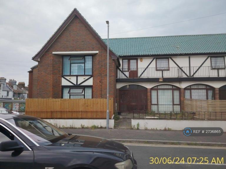 6 bedroom house in Upper Park Place, Brighton, BN2 (6 bed) (#2736865)