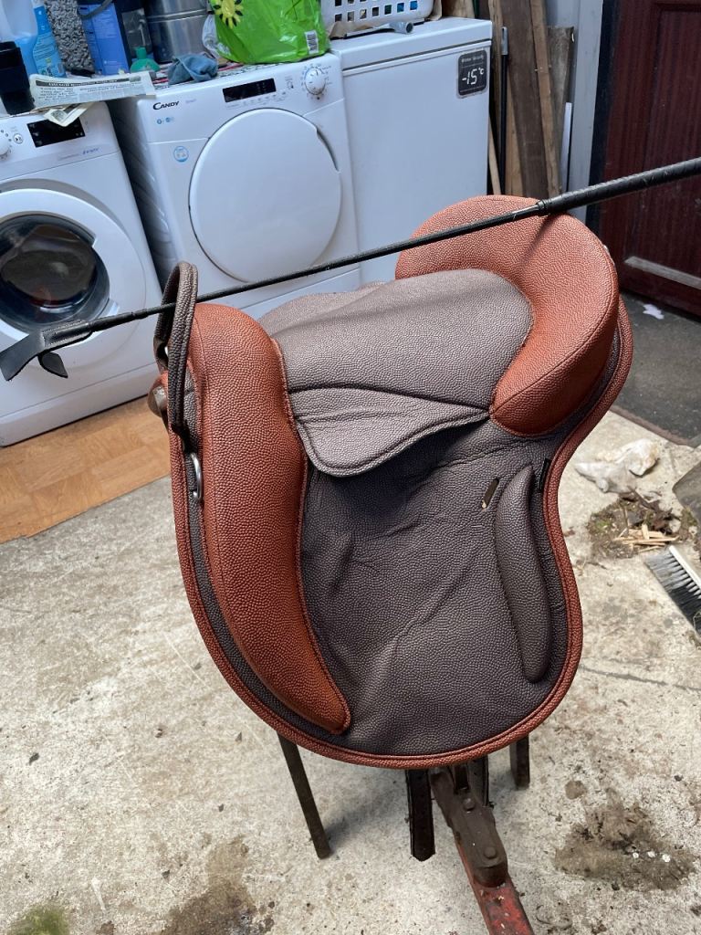 Fouganza Pony riding pad 