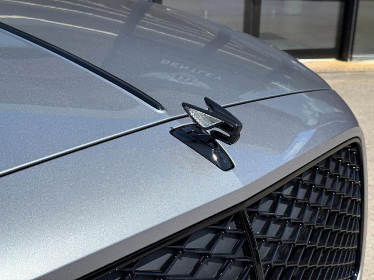 2025 Bentley Flying Spur 4.0 V8 Ultra-Performance 25.9kWh Speed Saloon 4dr Petrol Plug-in Hybrid ...