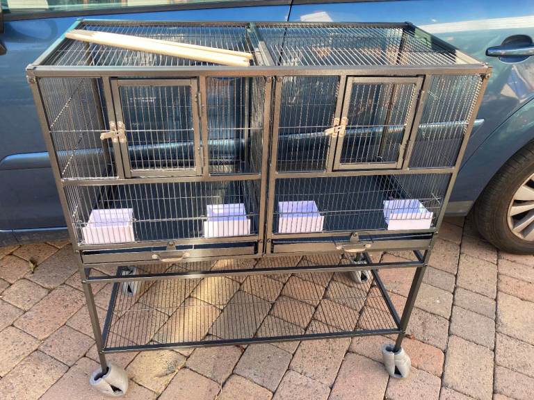 DOUBLE BIRD CAGE REMOVABLE TRAYS and STORAGE SHELF on wheels