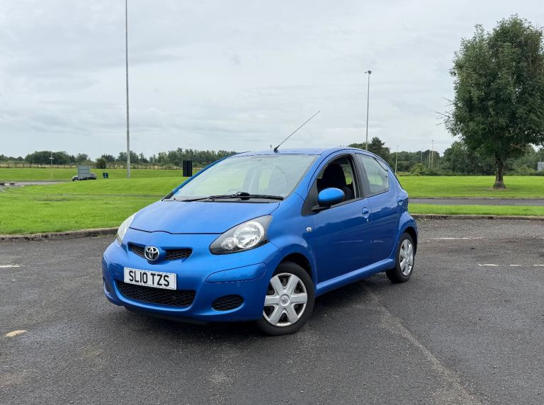 Toyota, AYGO, Hatchback, 2010, Manual, 998 (cc), 5 doors