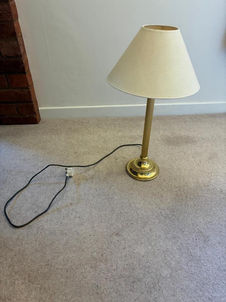 Gold Table Lamp with Cream Shade – Good Condition