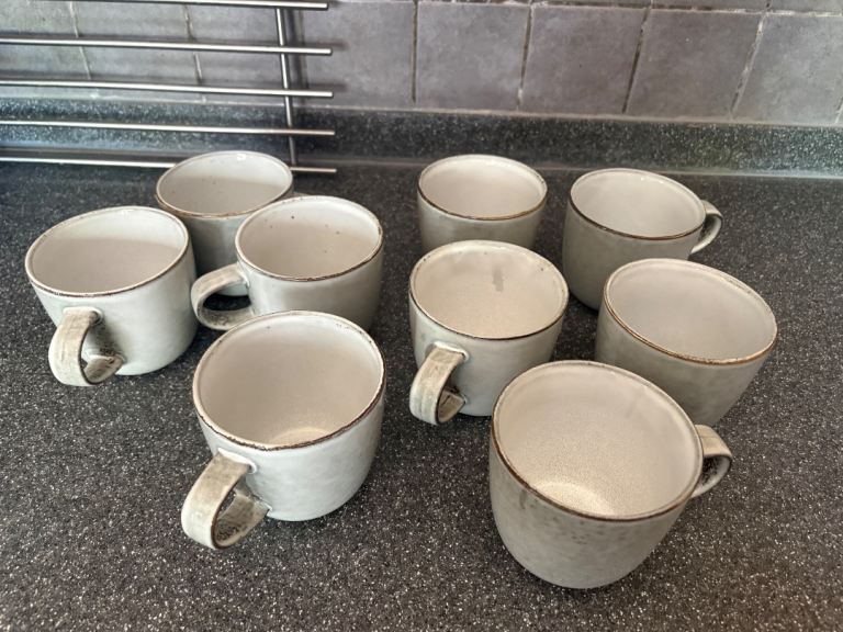 Large Stoneware Dinner Set & Glassware Bundle – £85 ONO