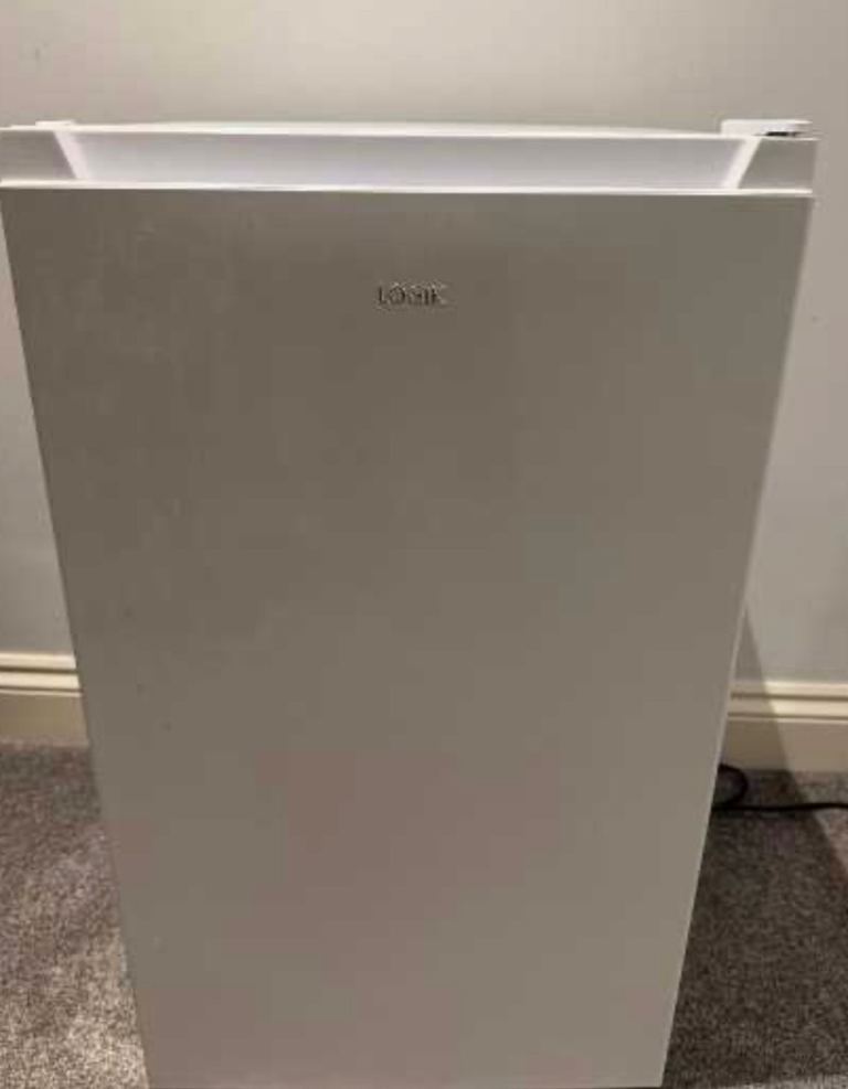 Logic Undercounter Fridge - White, As Good As New