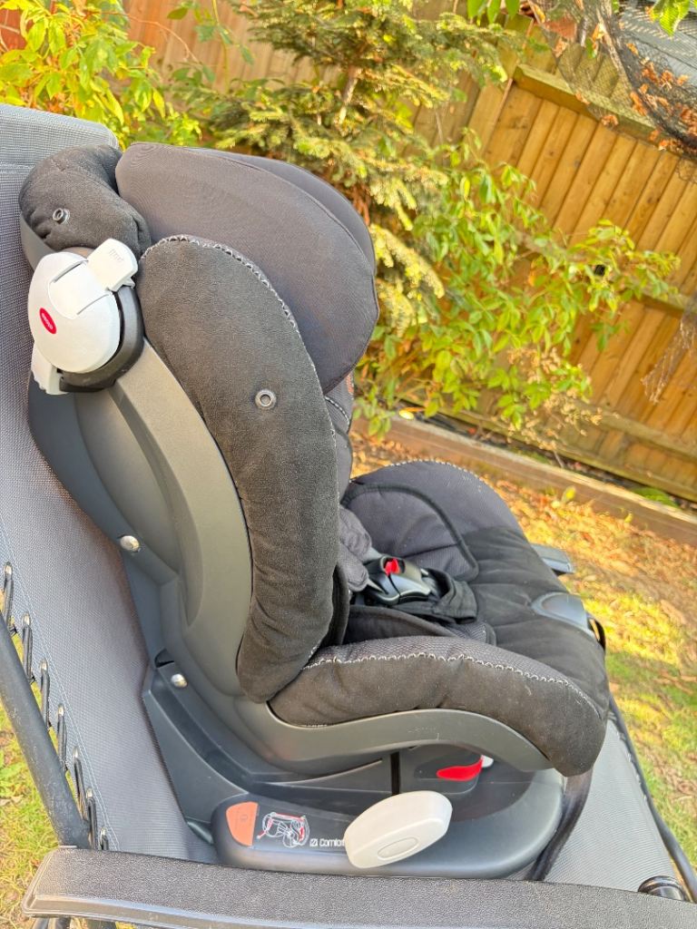 BeSafe iZi Comfort i-Size Car Seat – Black, Good Condition