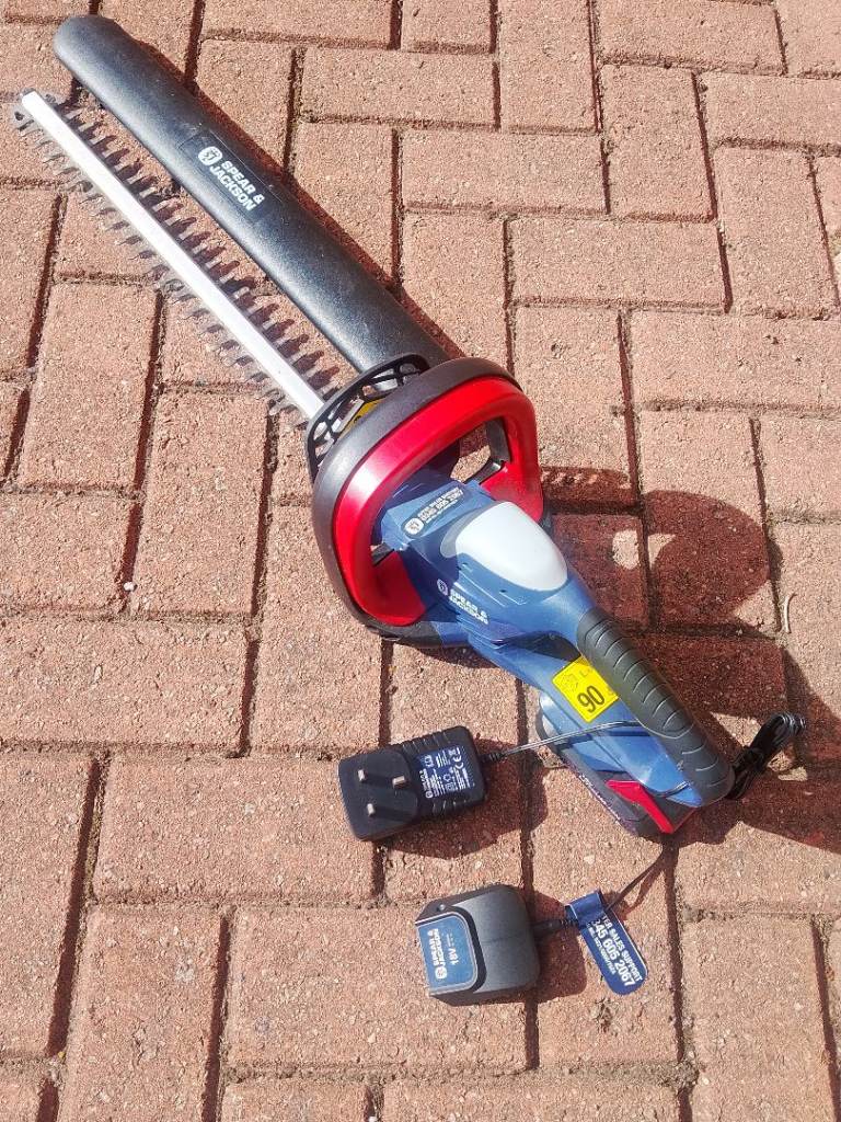 Spear & Jackson Cordless Hedge Trimmer HT04 with Battery & Charger