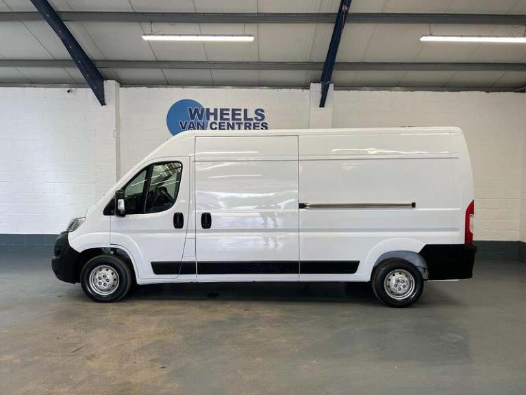 2022 Vauxhall Movano 2.2 Turbo D 140ps H2 Van Dynamic PANEL VAN DIESEL Manual