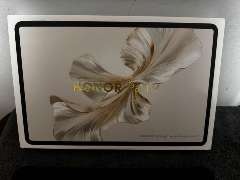 Honor Pad 9 - 12 Inch 256GB/8GB RAM Android Tablet with Keyboard Case