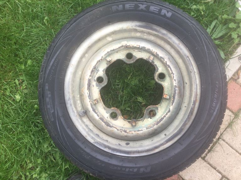 Classic car tyres and rim