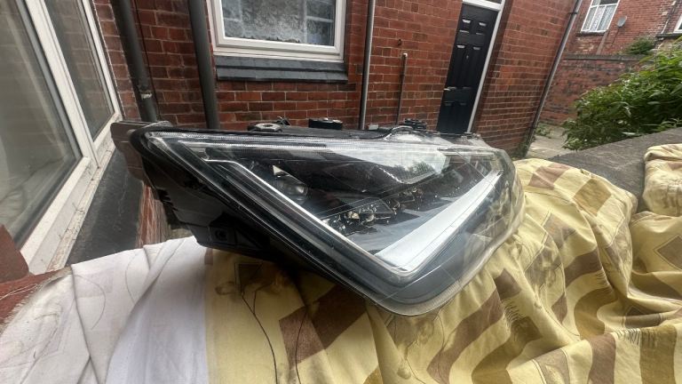 Seat Leon led headlight 