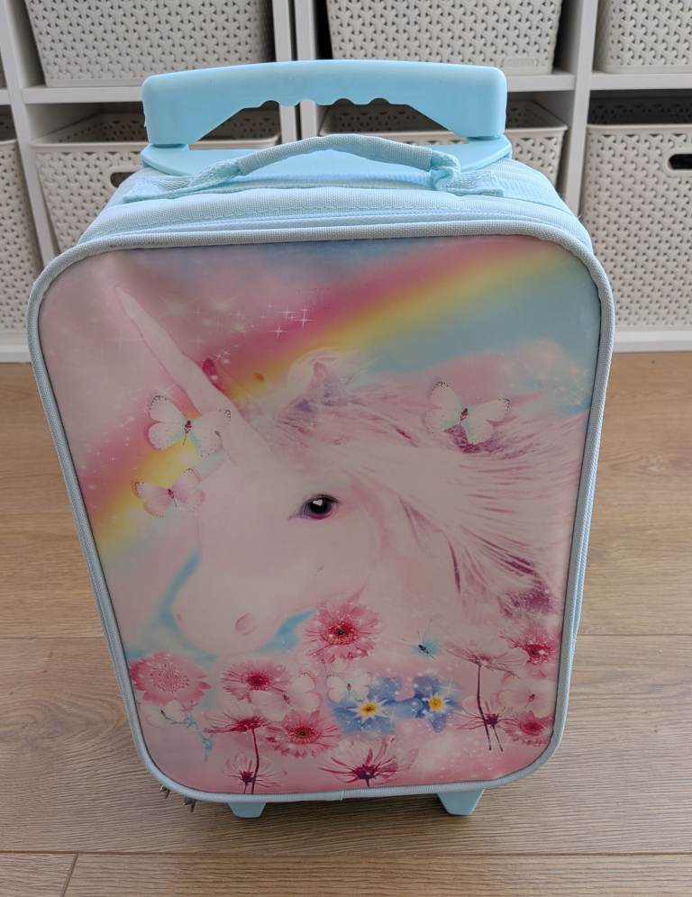 Reduced price Children's lightweight Unicorn pull along case bag from H&M